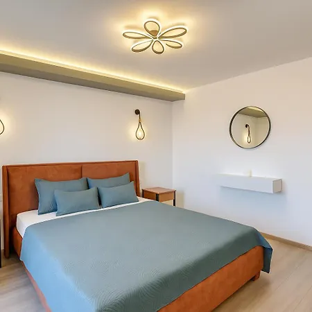 Apartament Pantheon *