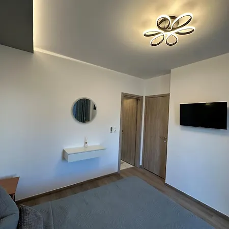 Apartament Pantheon *